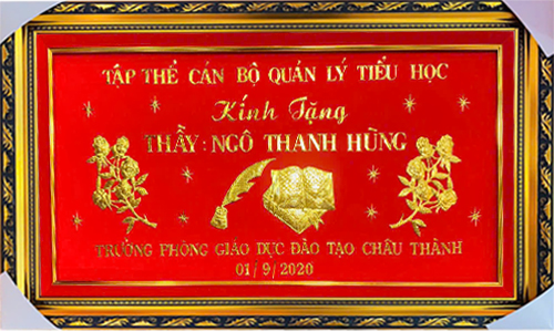 Khánh vàng chữ theo yêu cầu khách 37| khanhvangngocmy.com