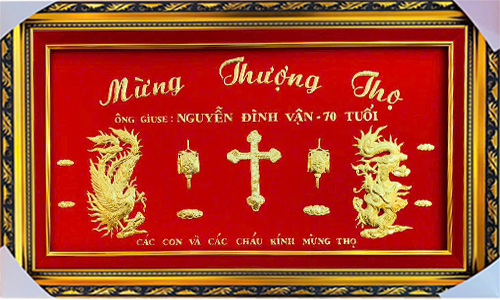 Khánh vàng chữ theo yêu cầu khách 40| khanhvangngocmy.com