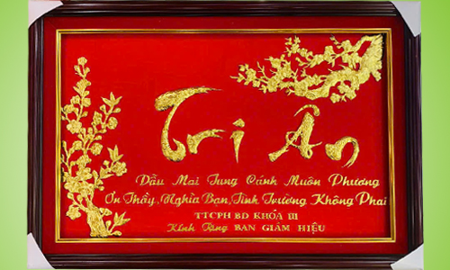 Khánh vàng chữ theo yêu cầu khách 56| khanhvangngocmy.com